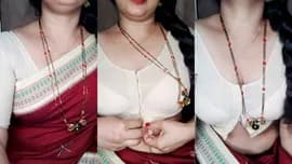 Desi hot sex of housewife rubbing oil